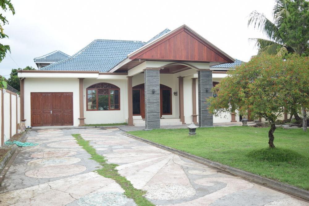 Villa Amari 2 마타람 외부 사진